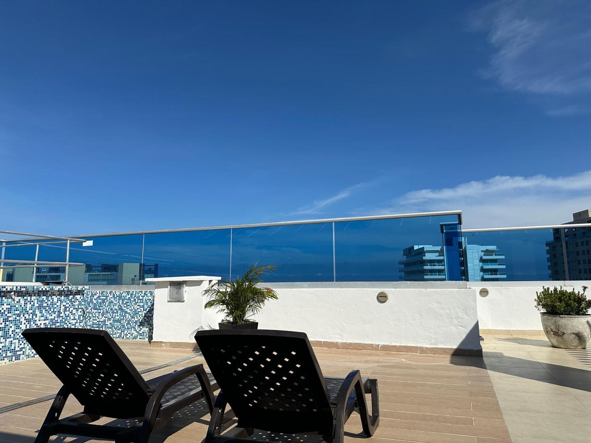 Tayrona Beach! Pool, Vip, Wifi & Ac Apartment *